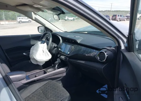 2021 Nissan Kicks Sv Xtronic Cvt from USA, damaged, VIN 3N1CP5CV9ML512834